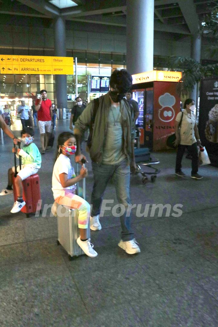 Shahid Kapoor spotted with kids at the Mumbai airport