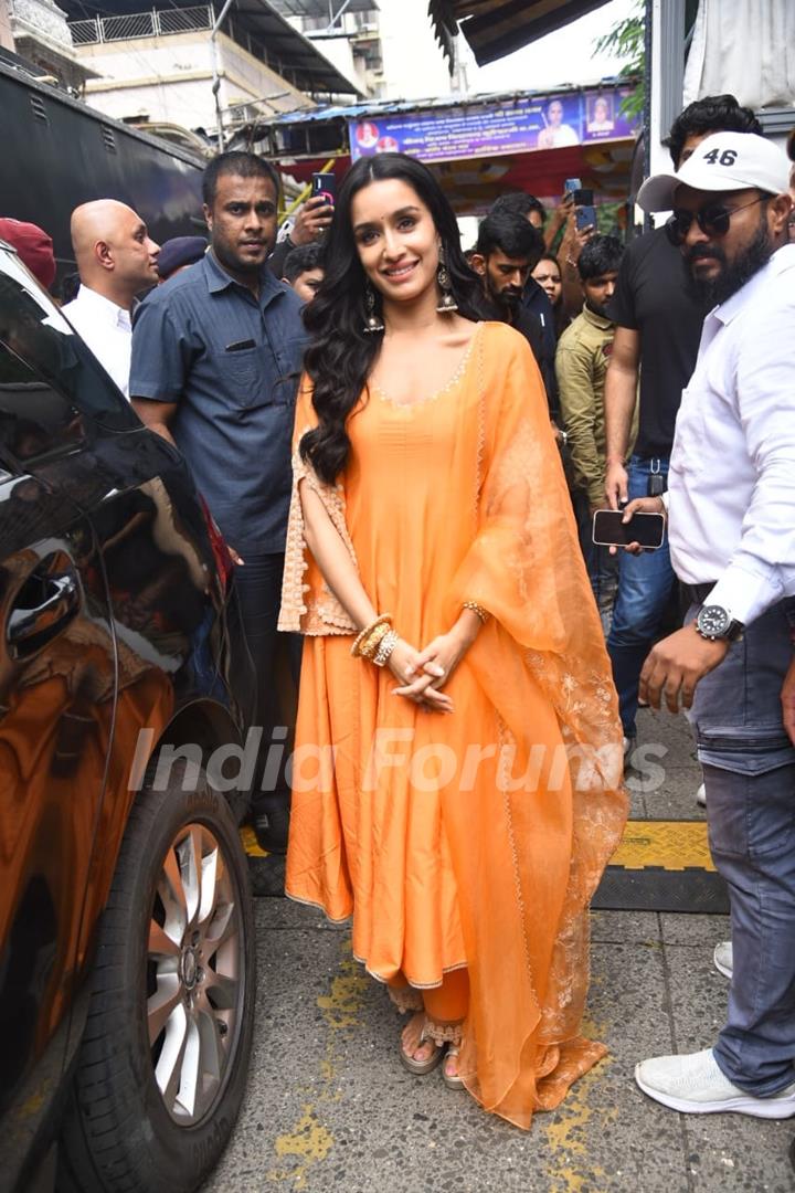 Shraddha Kapoor snapped at Tembhi Naka on occasion of Dahi handi in Thane