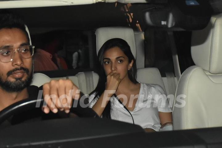 Sidharth Malhotra spotted with Kiara Advani at Karan Johar's Office in Khar