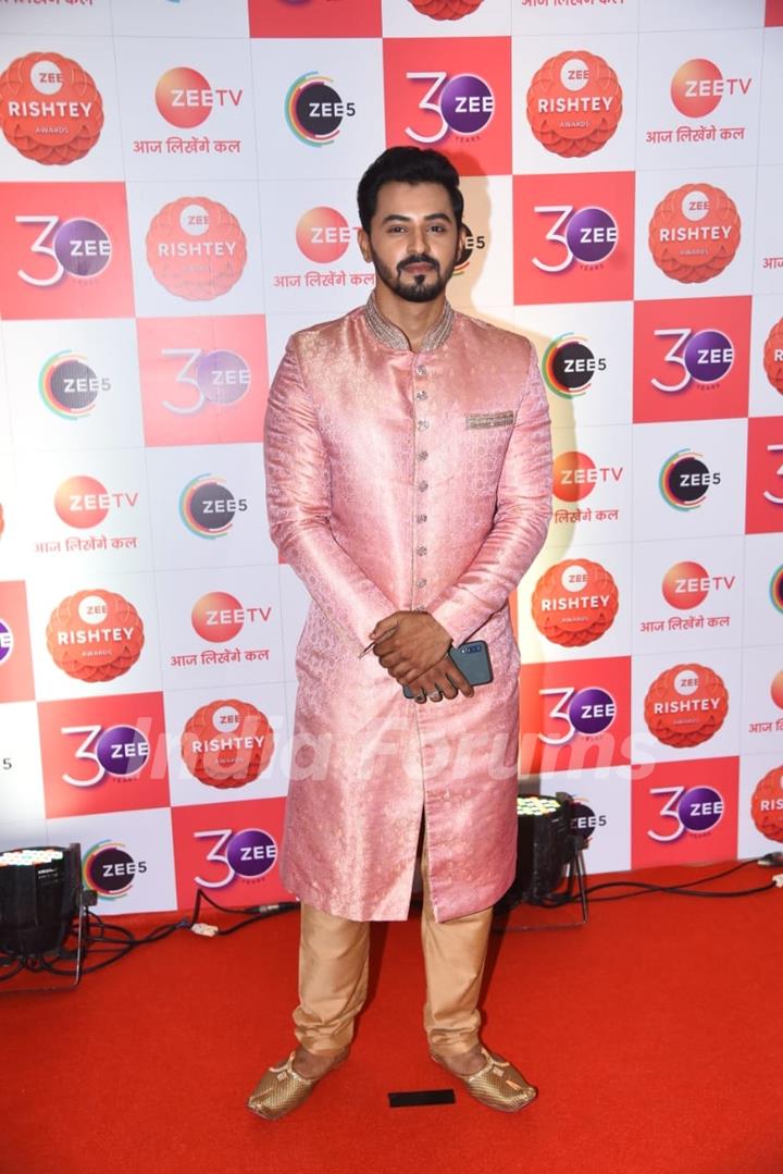 Celebs grace the Red Carpet of Zee Rishtey Awards Nominations Party