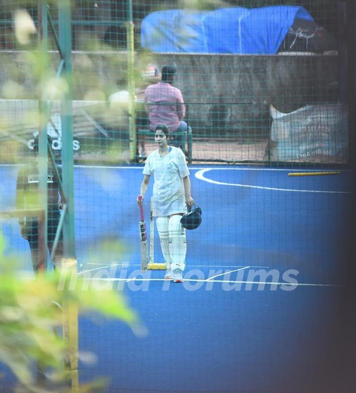 Janhvi Kapoor spotted during cricket training for Mr. And Mrs. Mahi in Juhu