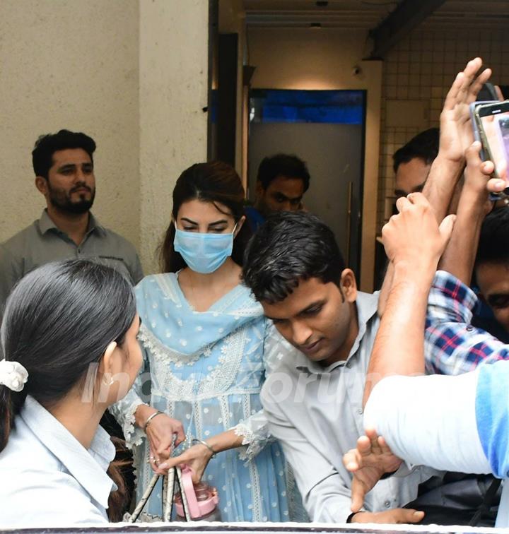 Jacqueline Fernandez spotted at the Mukteshwar temple 