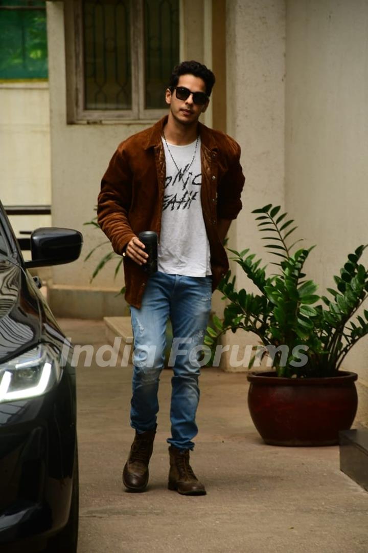 Ishaan Khattar spotted at the dubbing studio in Juhu