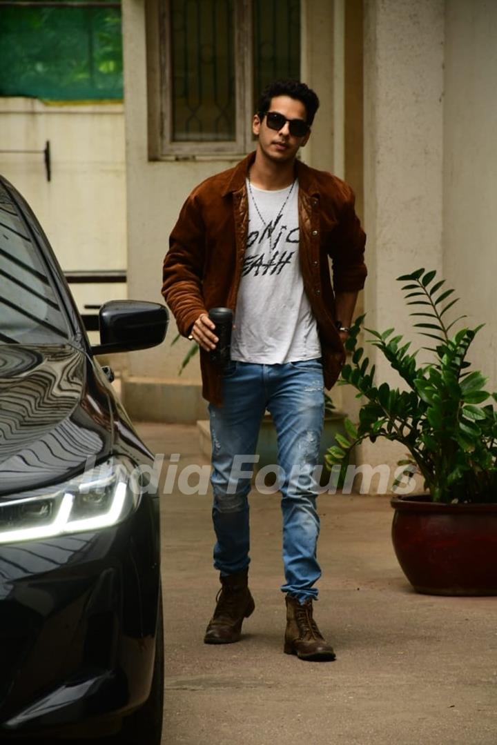 Ishaan Khattar spotted at the dubbing studio in Juhu