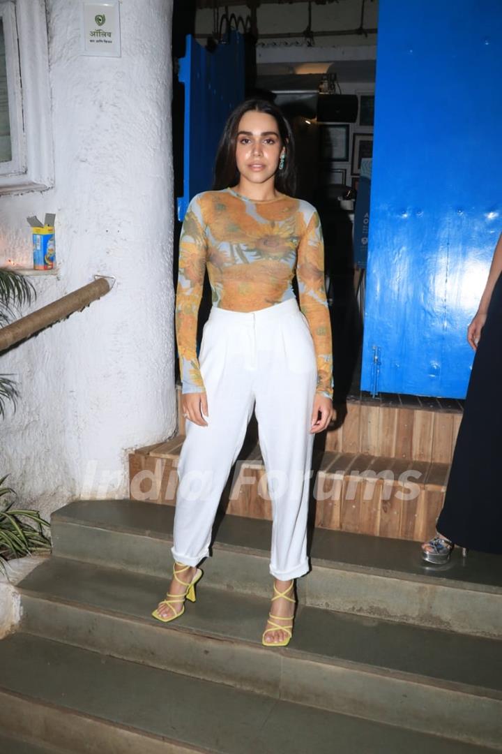 Naila Grewal spotted at Olive Bar and Kitchen in khar