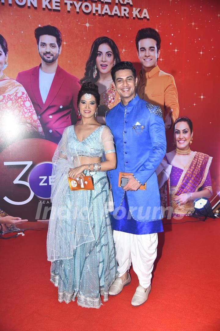 Vishal Gandhi clicked at the Zee Rishtey Awards 2022