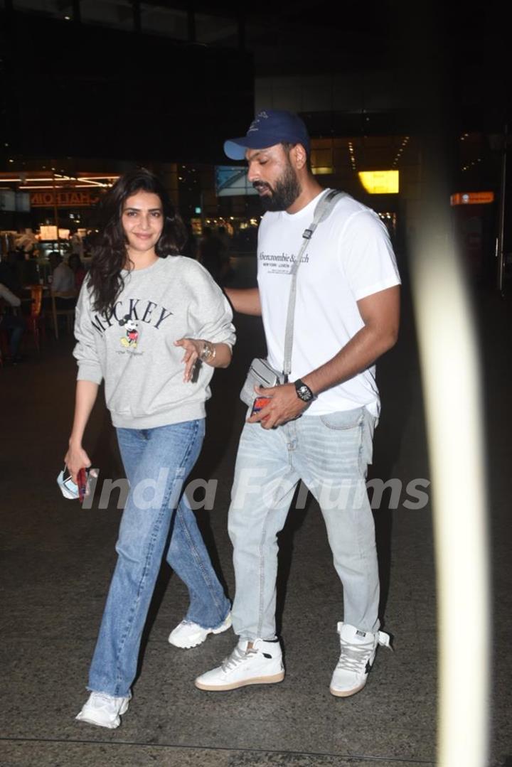 Karishma Tanna and Varun Bangera spotted at the Mumbai airport 