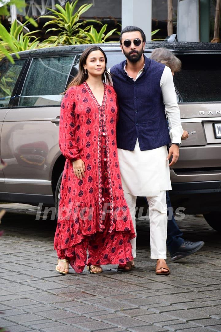 Alia Bhatt and Ranbir Kapoor clicked at the airport today in ethnic attires. Alia opted for a printed red kurta and palazzo pants while Ranbir wore a Nehru jacket and white kurta pajama set.