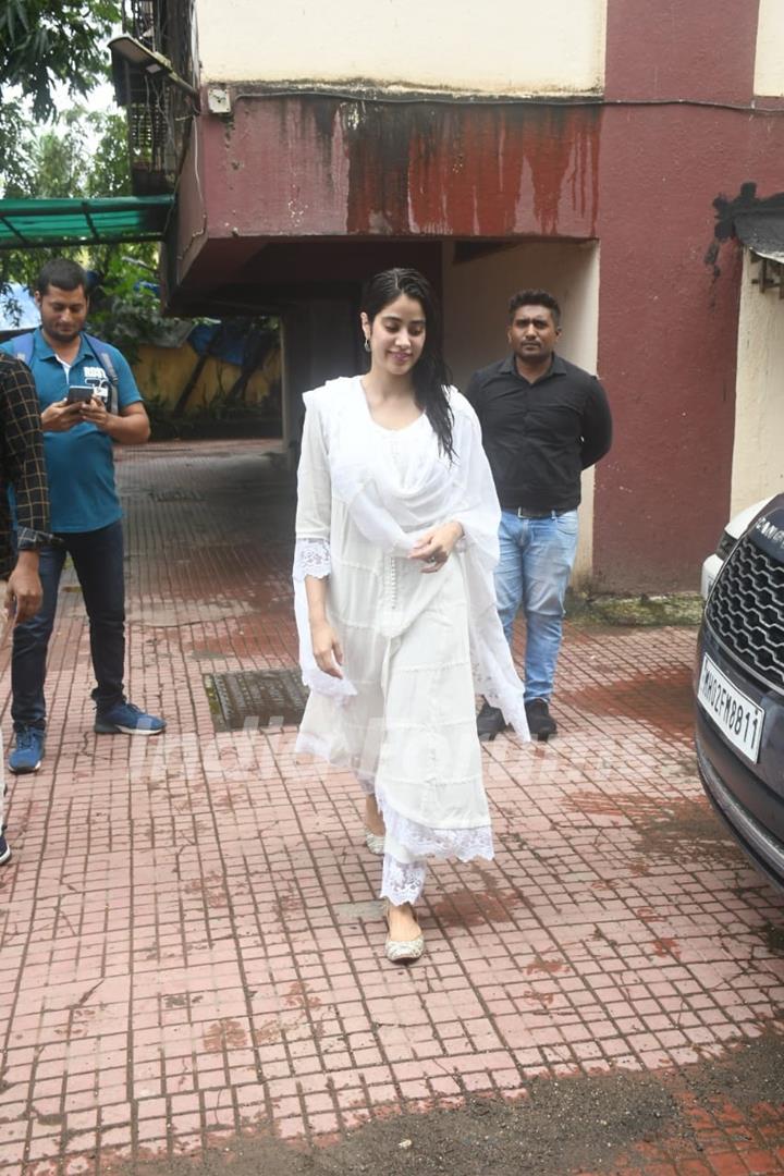 Janhvi Kapoor spotted at pilates  