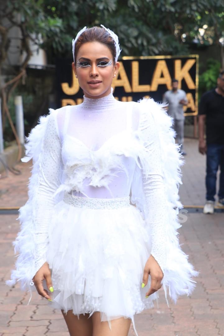 Nia Sharma snapped on the set of  Jhalak Dikhhla Jaa 10