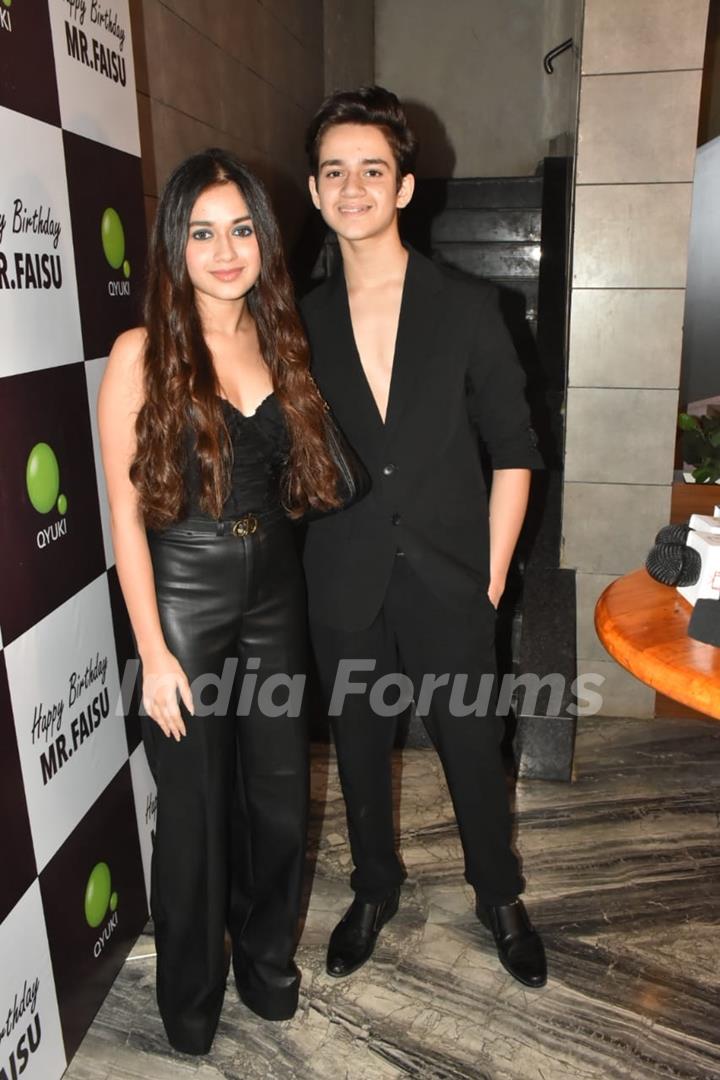 Jannat and Ayaan twinned in black at Faisu's birthday bash