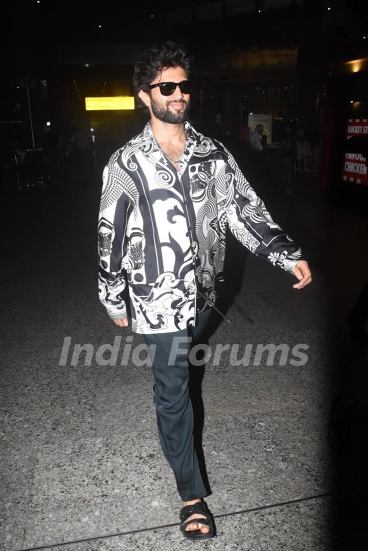 Vijay Deverakonda looked handsome in a black and white printed shirt as he was clicked at the airport