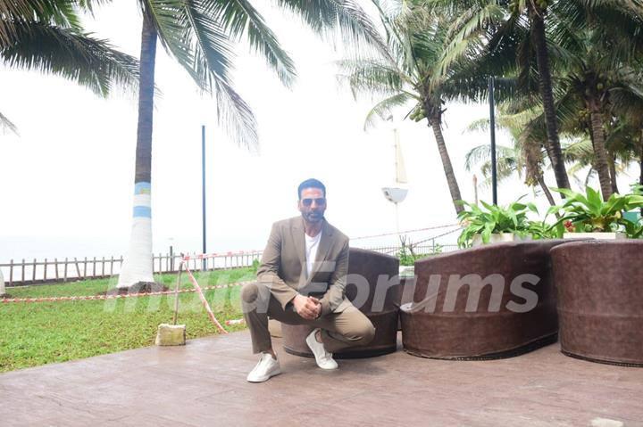 Akshay Kumar spotted promoting upcoming film Ram Setu  