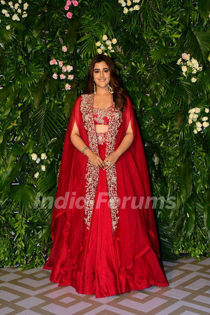 Nupur Sanon donned a traditional red attire at Kriti Sanon's Diwali bash