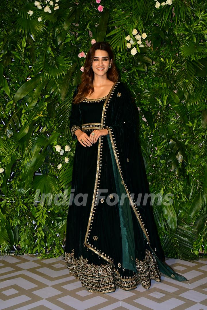 Kriti Sanon exudes beauty in a mehendi green Anarkali suit as she attends her Diwali party