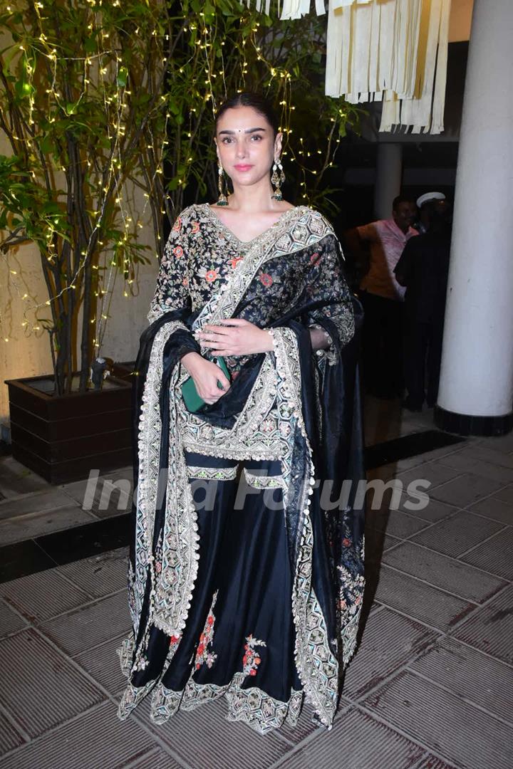 Aditi Rao Hydari clicked at the Manish Malhotra's Diwali Party 