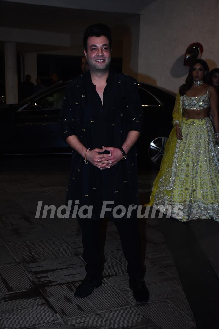 Varun Sharma clicked at the Manish Malhotra's Diwali Party 