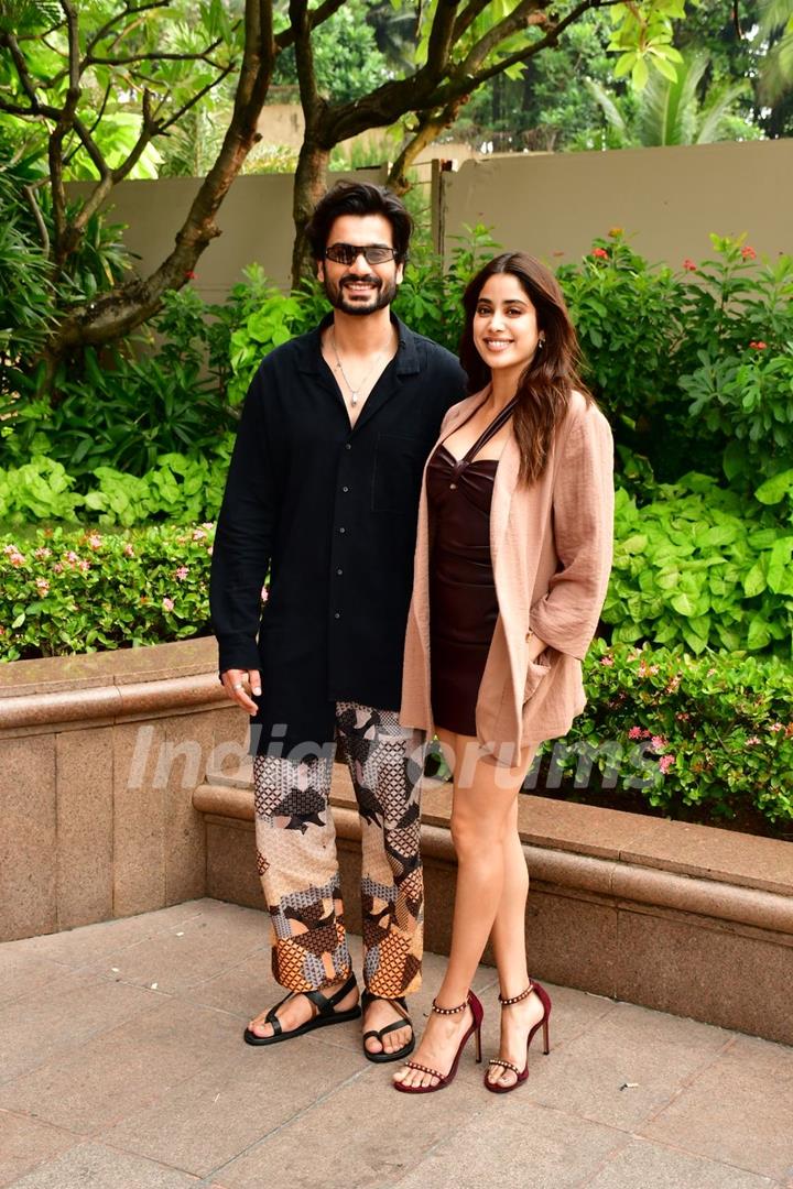 Janhvi Kapoor and Sunny Kaushal spotted promoting their upcoming film Mili at Taj Lends End in Bandra