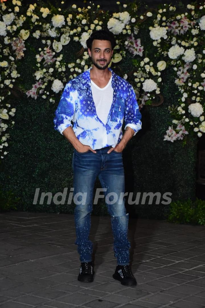 Birtthday boy Aayush Sharma looked handsome in a printed shirt and denim pants at his birthday party