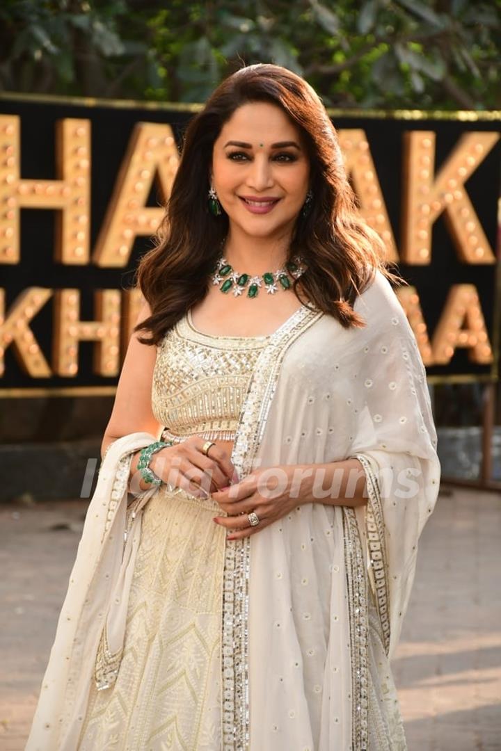 Madhuri Dixit spotted on the set of Jhalak Dikhhla Jaa 10 