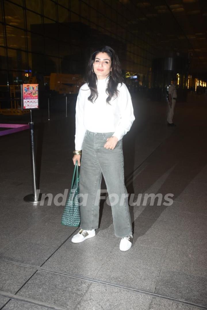 Raveena Tandon spotted at the Mumbai airport