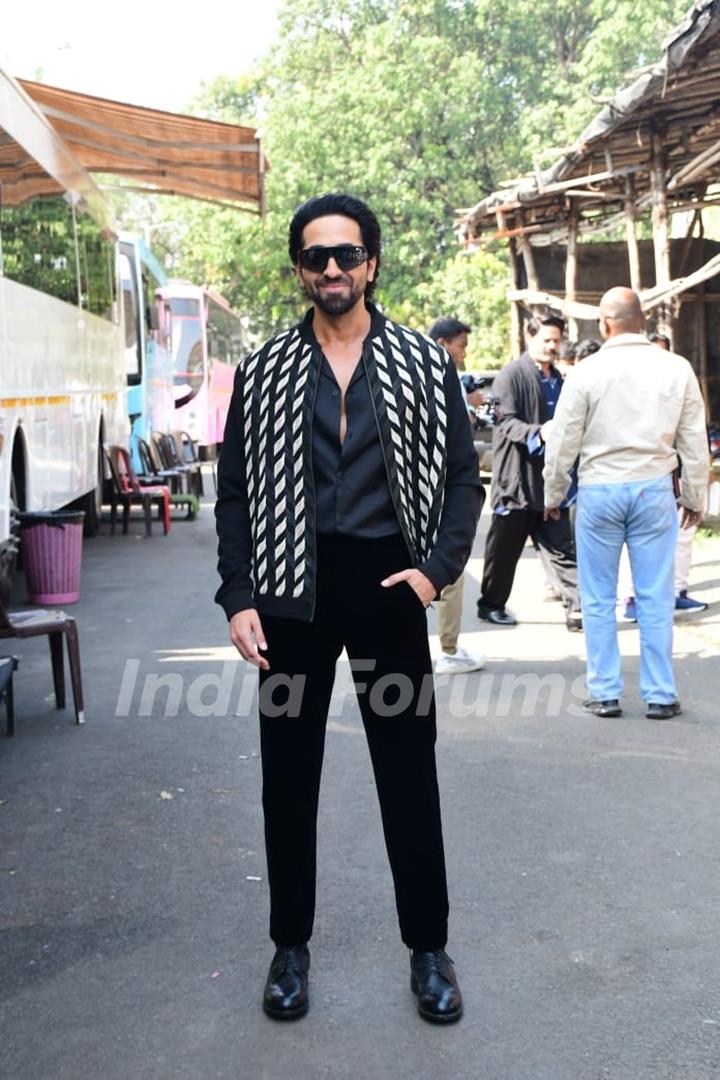 Ayushmann Khurrana spotted promoting her upcoming film An Action Hero on the set of The Kapil Sharma Show 