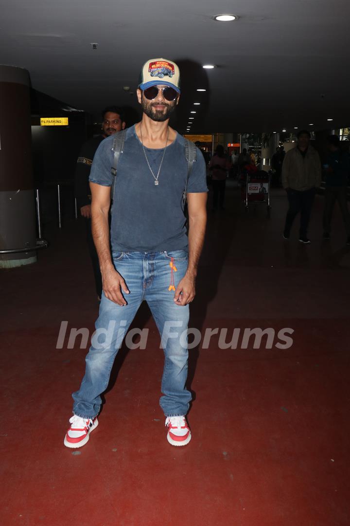 Shahid Kapoor spotted at the Mumbai airport