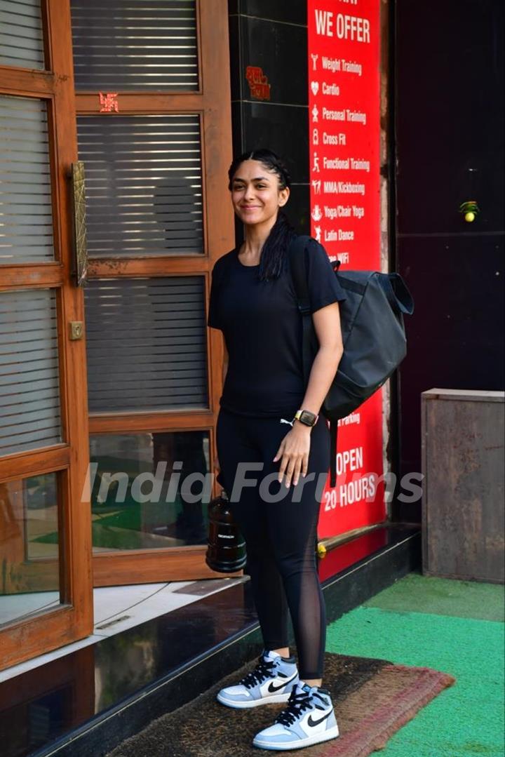 Mrunal Thakur spotted in Santacruz  