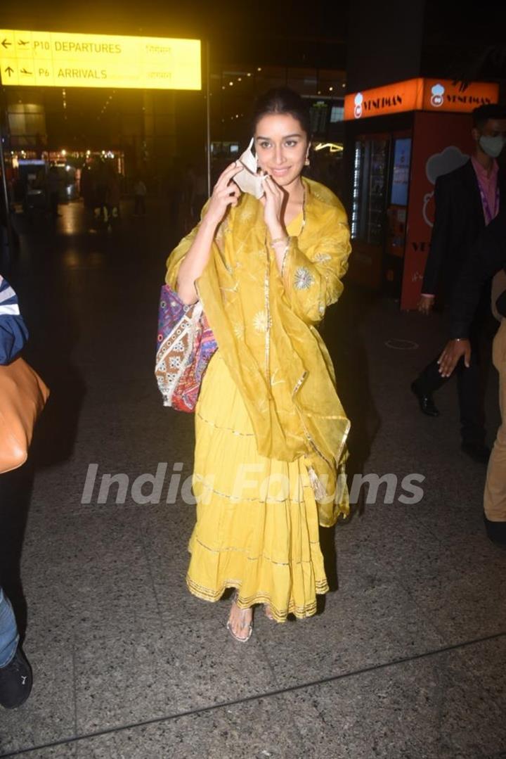 Shraddha Kapoor spotted at the Mumbai airport