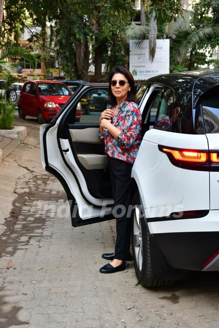 Neetu Kapoor spotted in Bandra