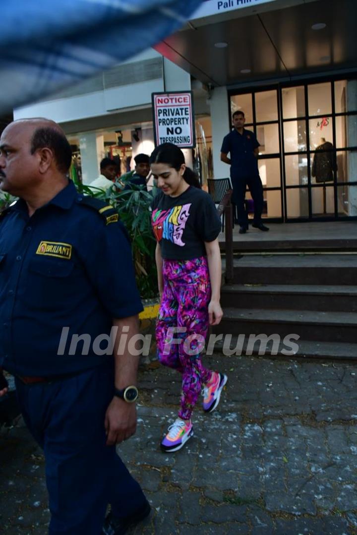 Sara Ali Khan spotted in the city 