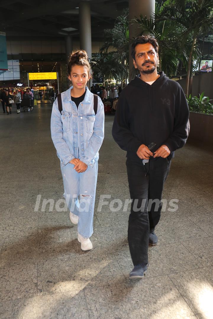 Nawazuddin Siddiqui spotted with his daughter at the Mumbai airport