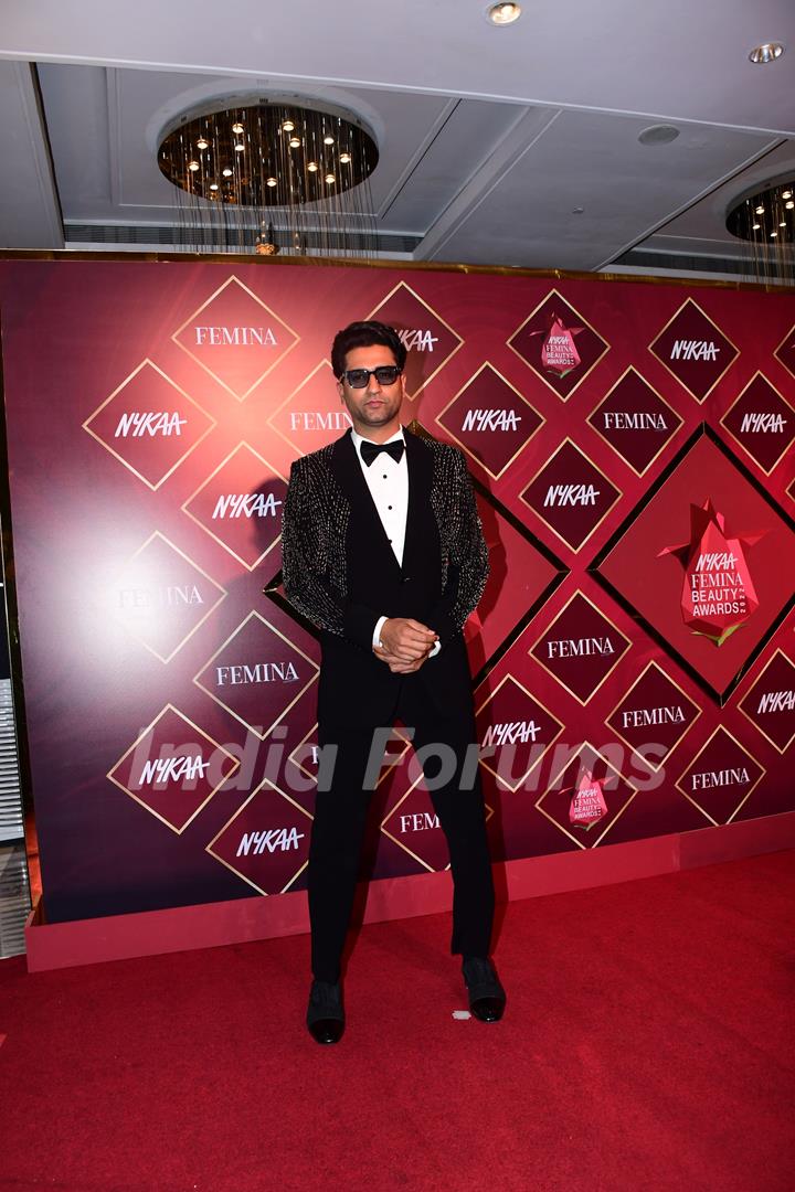 Vicky Kaushal grace Nykaa Femina Beauty Awards 2022