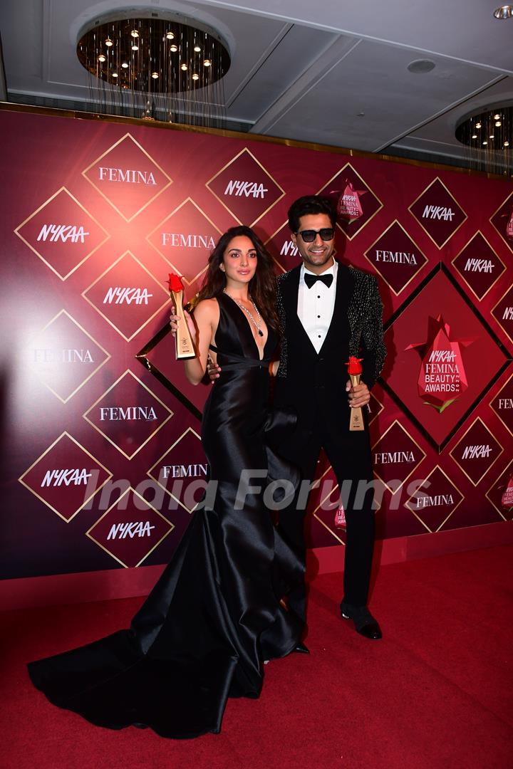 Kiara Advani and Vicky Kaushal grace Nykaa Femina Beauty Awards 2022