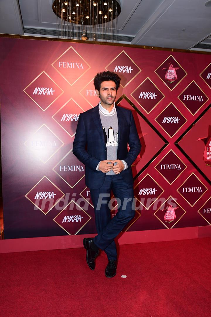 Kartik Aaryan grace Nykaa Femina Beauty Awards 2022