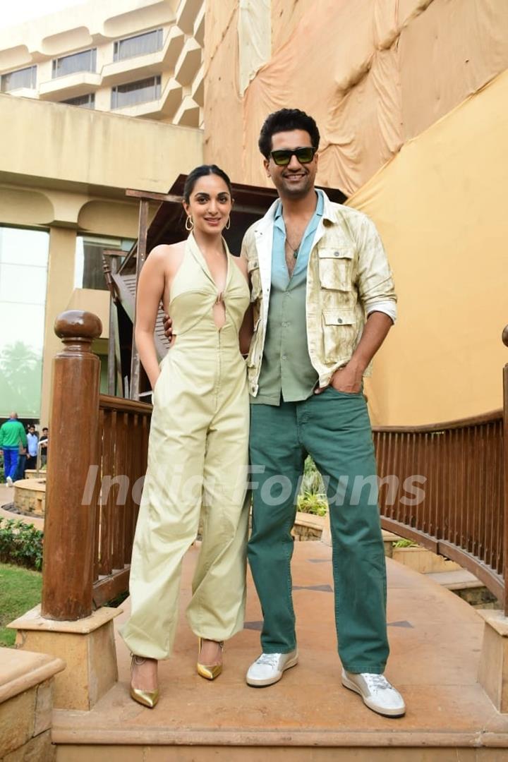 Kiara Advani and Vicky Kaushal spotted promoting Govinda Naam Mera at JW Marriott in Juhu 