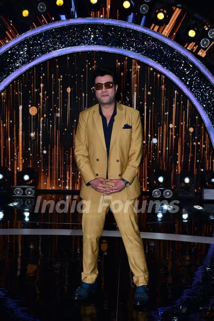 Varun Sharma spotted promoting upcoming film Cirkus on the set of Indian Ideol 13 