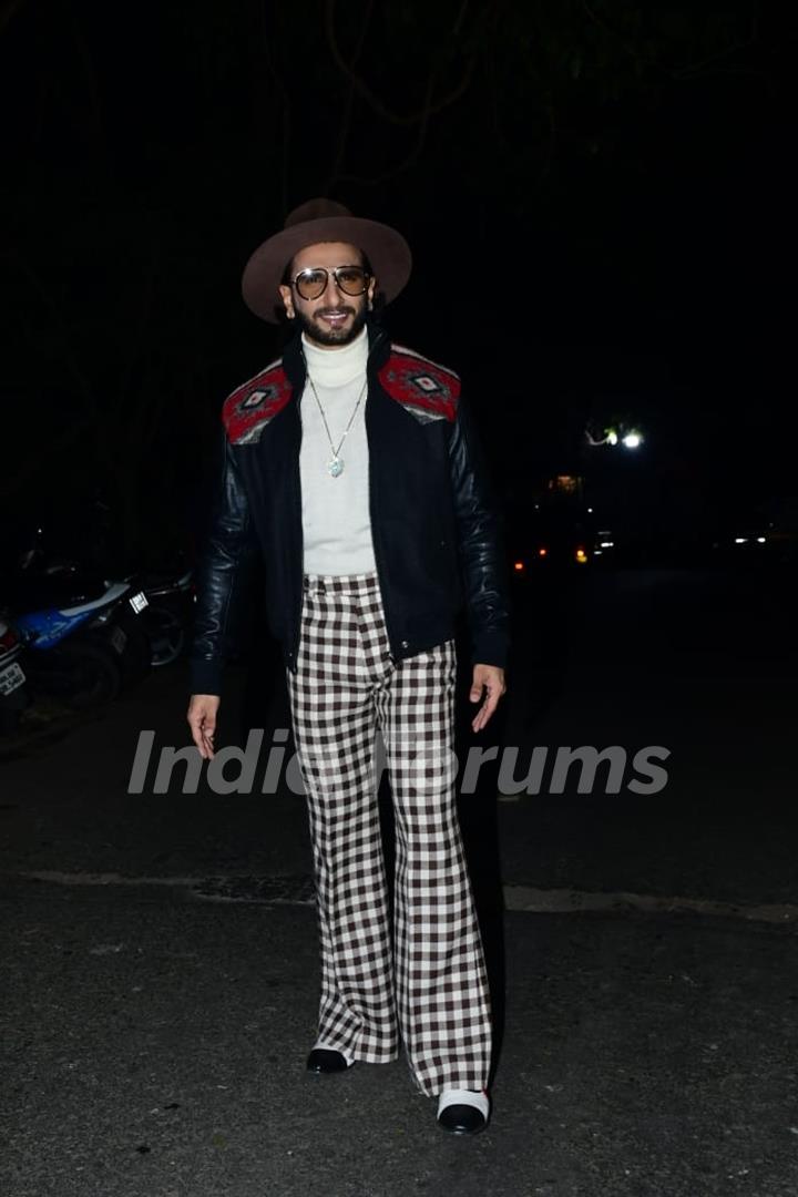 Ranveer Singh spotted promoting upcoming film Cirkus on the set of Bigg Boss 16 