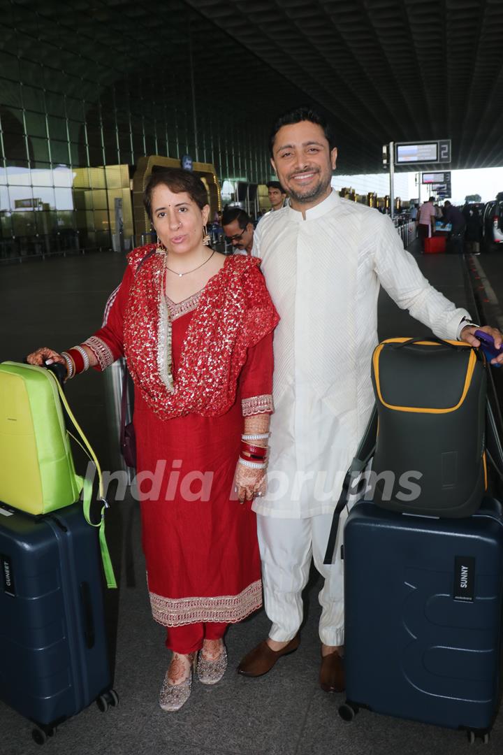 Guneet Monga And Sunny Kapoor spotted at the Mumbai airport