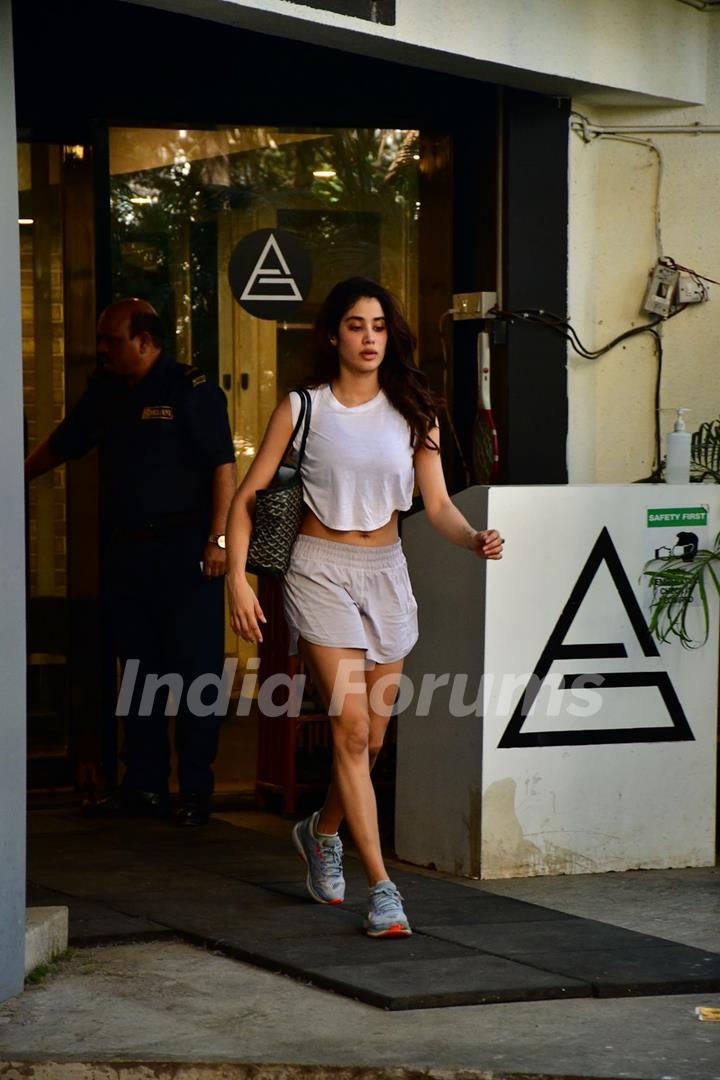 Janhvi Kapoor spotted at gym 