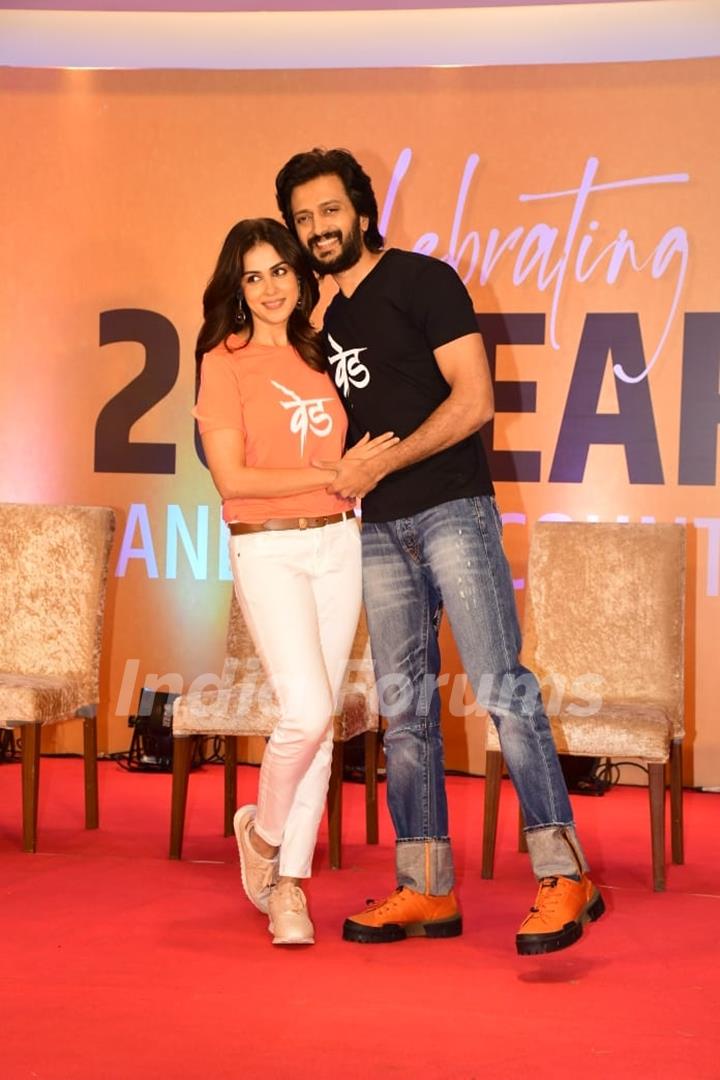 Riteish Deshmukh and Genelia Deshmukh snapped celebrating 20 years in the film industry 