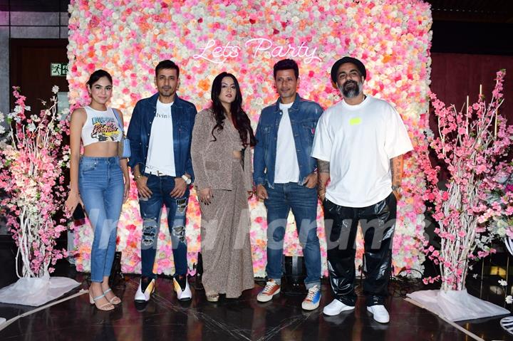 Mehak Ghai, Harmeet Singh, Amruta Fadnavis, Manmeet Singh, Adil Shaikh attend the song launch of ‘Mood Banaleya’