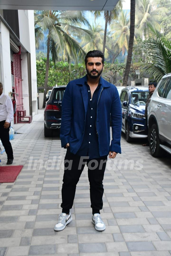 Arjun Kapoor snapped promoting their upcoming film Kuttey at T-Series office in Andheri 