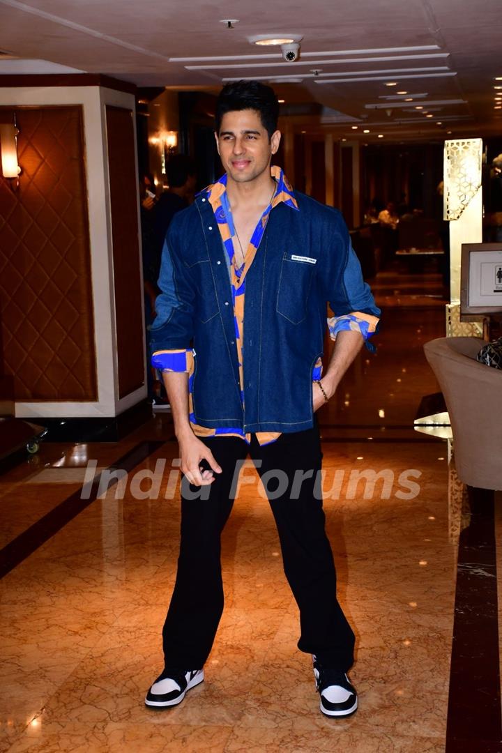 Sidharth Malhotra snapped at trailer launch of Mission Majnu