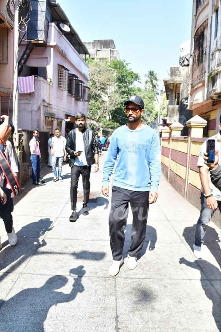 Vicky Kaushal clicked in Bandra