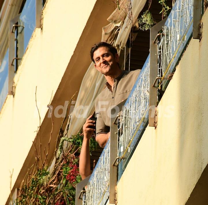 Hrithik Roshan spotted outside the his house in Juhu  