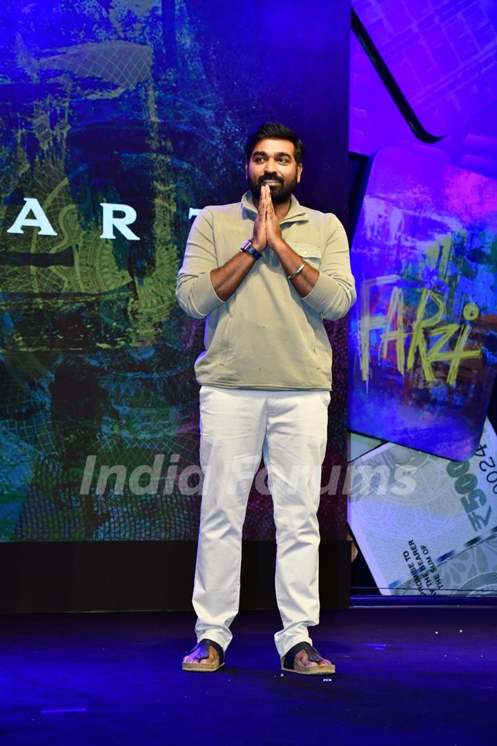 Shahid Kapoor, Vijay Sethupathi, Raashii Khanna and others celebs attend the trailer launch of Amazon Prime Video series Farzi