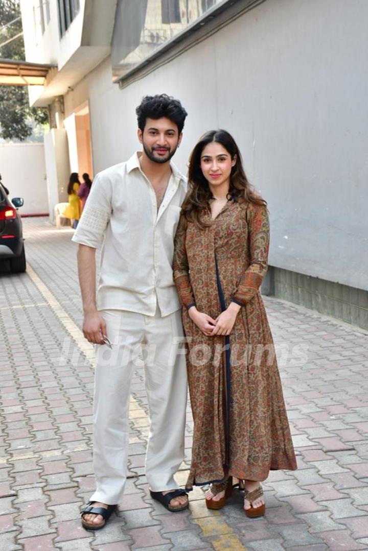 Rohit Saraf, Pashmina Roshan snapped at Ramesh S Taurani’s house