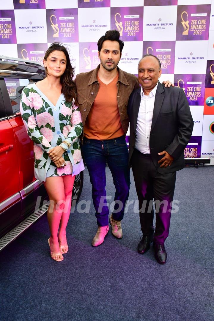 Alia Bhatt and Varun Dhawan snapped for announcement of Zee Cine Awards 2023