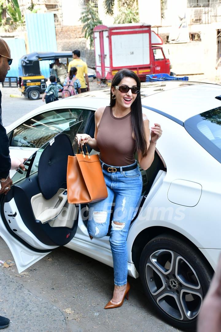 Nora Fatehi snapped in Santacruz 